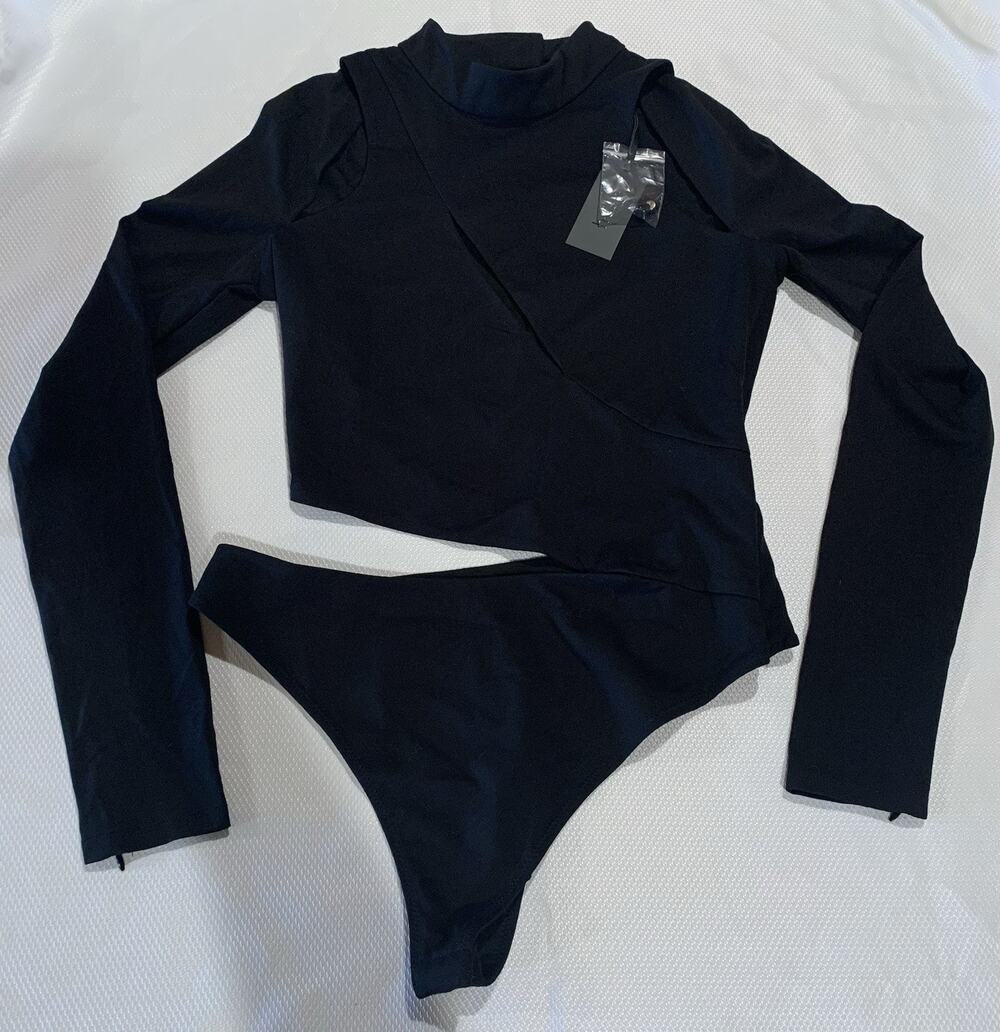 NWT H:ours REVOLVE Black Ribbed Cutout Long Sleeve Bodysuit Mock Neck M